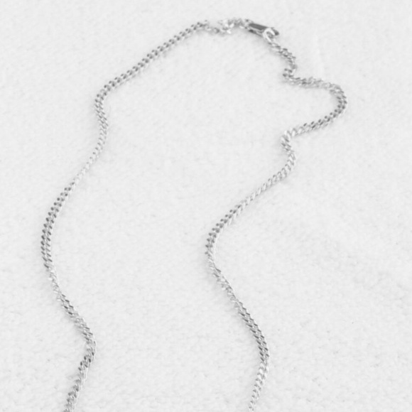 ✨✨Tiny Silver Cuban Choker✨✨ - Picture 5 of 7